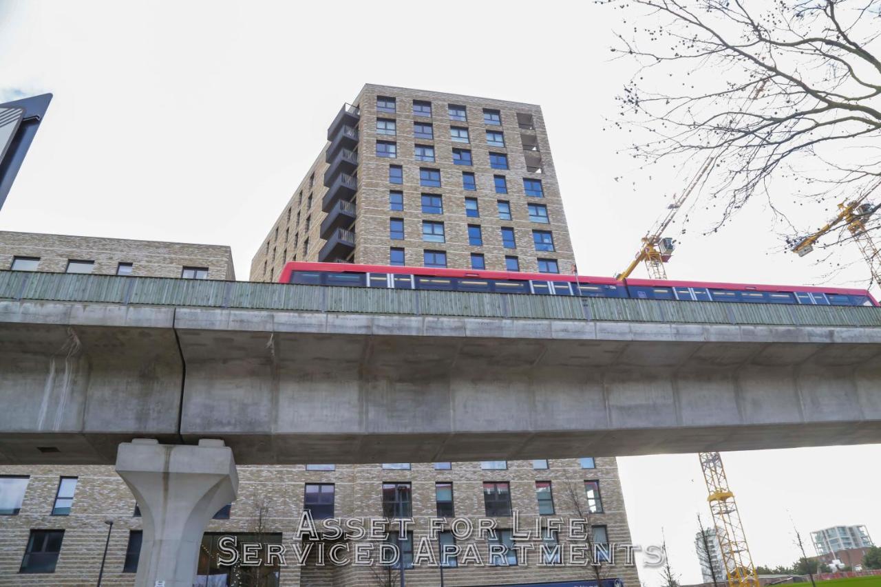 Pontoon Dock Key Workers Apartment London Exterior photo